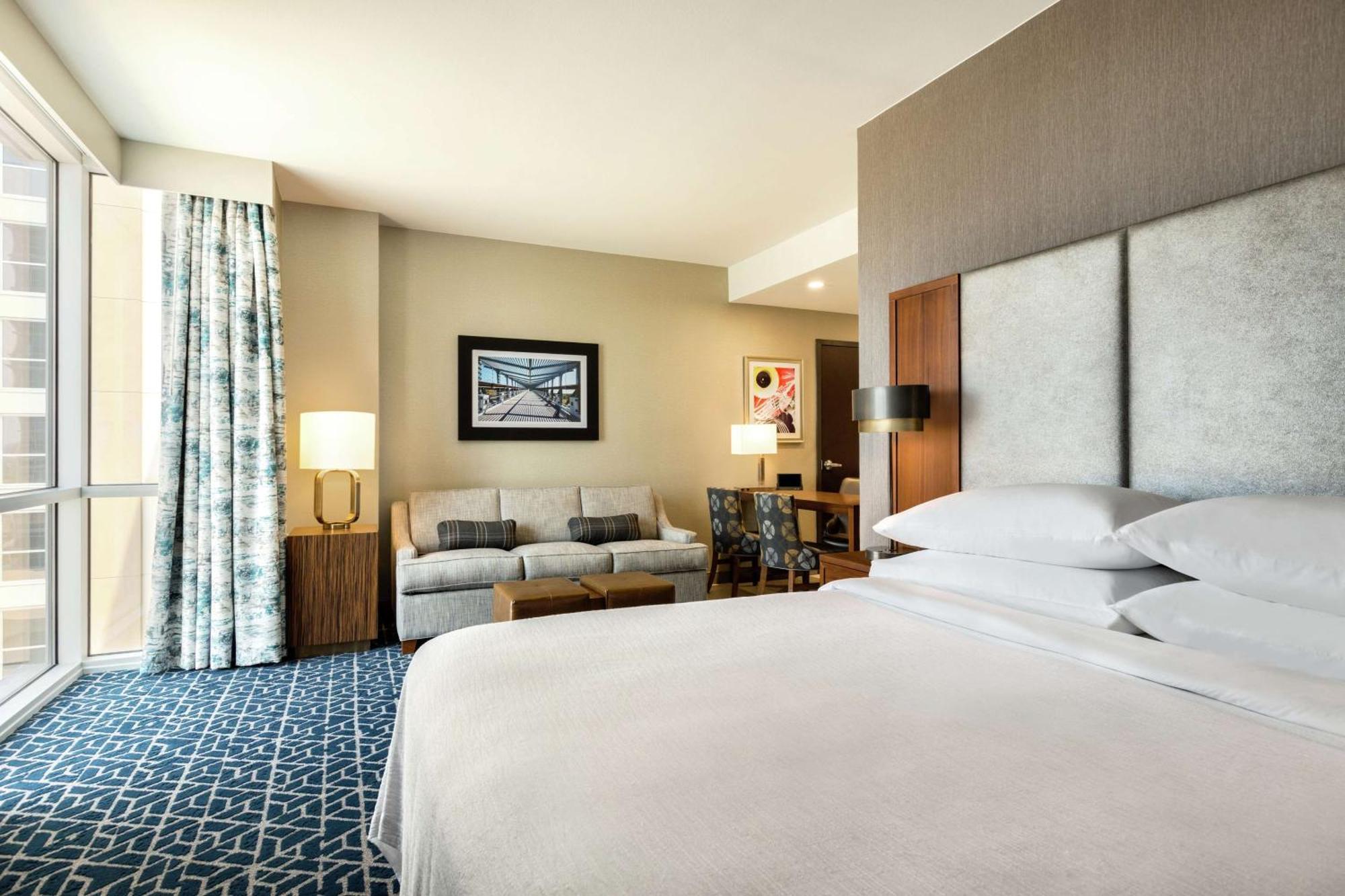 Embassy Suites By Hilton Denton Convention Center Εξωτερικό φωτογραφία