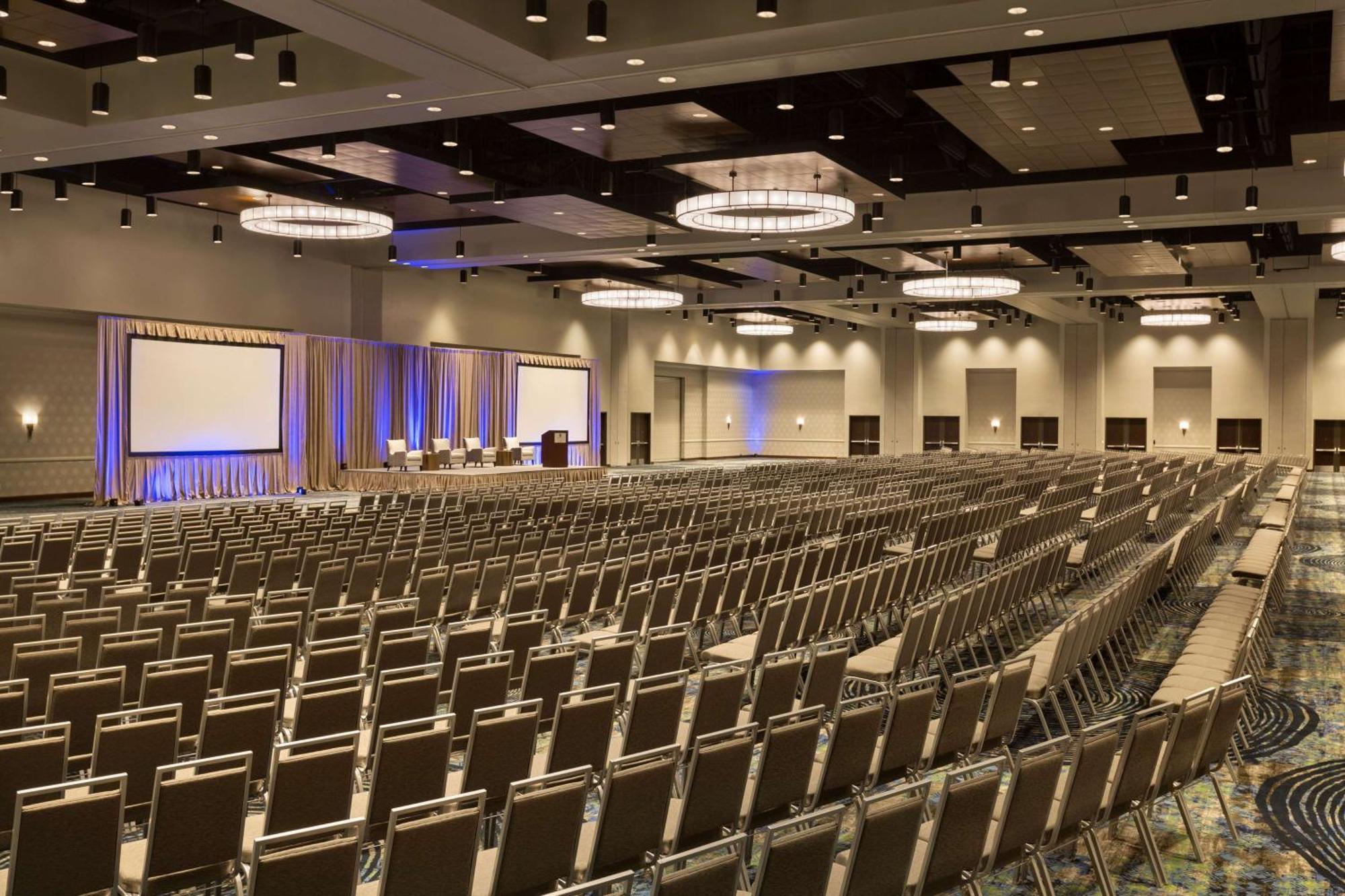 Embassy Suites By Hilton Denton Convention Center Εξωτερικό φωτογραφία
