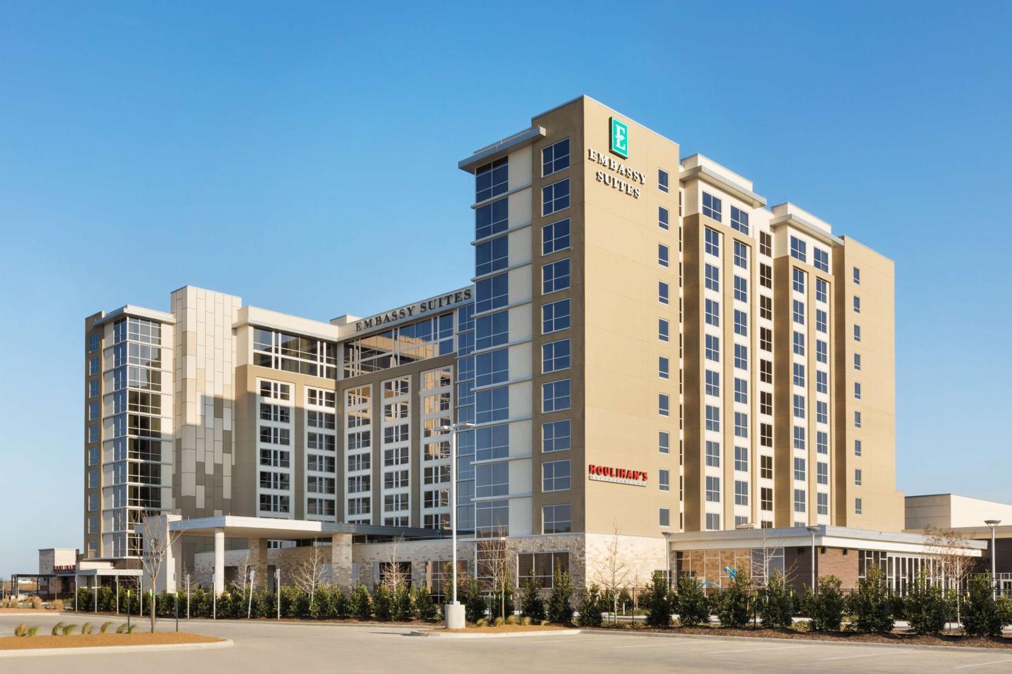 Embassy Suites By Hilton Denton Convention Center Εξωτερικό φωτογραφία